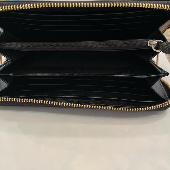 DKNY Faux Leather Perry Zip Around Wallet in Black - Picture 5 of 12
